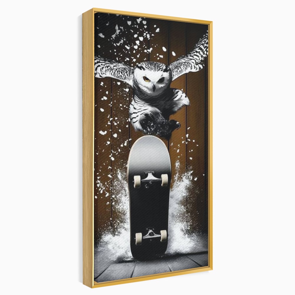 Tablou canvas cu tablou canvas cu bufnita pe skateboard, in rama de aluminiu auriu